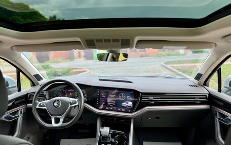 Volkswagen Touareg III, 2019 год, 5 870 000 рублей, 16 фотография