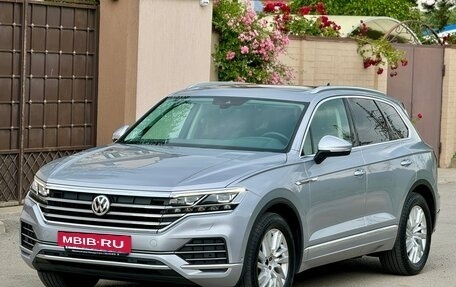 Volkswagen Touareg III, 2019 год, 5 870 000 рублей, 12 фотография