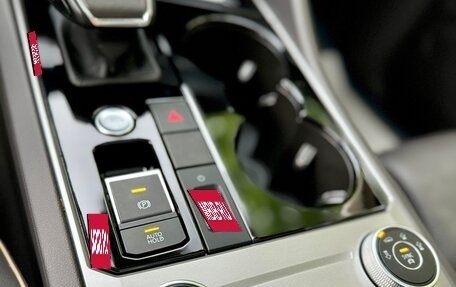Volkswagen Touareg III, 2019 год, 5 870 000 рублей, 19 фотография