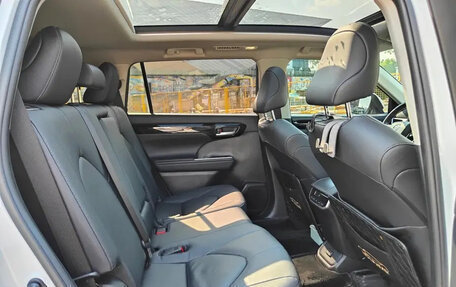 Toyota Highlander, 2022 год, 3 690 056 рублей, 11 фотография