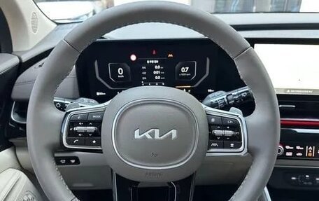 KIA Carnival, 2025 год, 4 812 000 рублей, 16 фотография