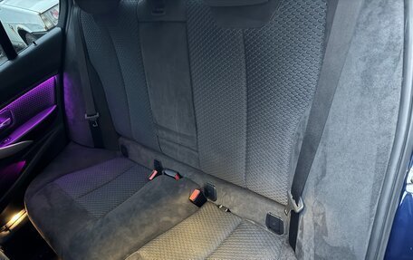 BMW 3 серия, 2017 год, 2 590 000 рублей, 12 фотография