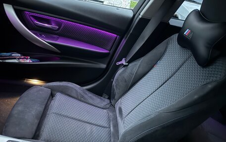 BMW 3 серия, 2017 год, 2 590 000 рублей, 13 фотография