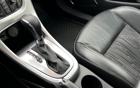 Opel Astra J, 2013 год, 925 000 рублей, 22 фотография