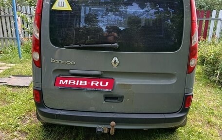 Renault Kangoo II рестайлинг, 2012 год, 560 000 рублей, 3 фотография