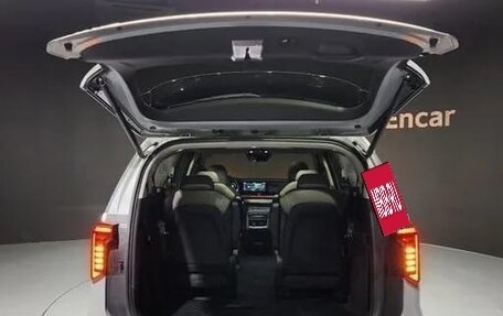 KIA Carnival, 2025 год, 4 723 490 рублей, 5 фотография