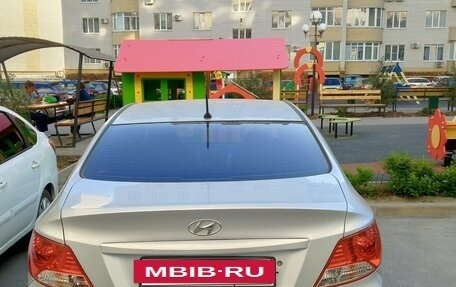 Hyundai Solaris II рестайлинг, 2012 год, 610 000 рублей, 16 фотография