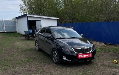 KIA Rio III рестайлинг, 2014 год, 950 000 рублей, 3 фотография