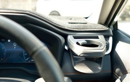 Toyota RAV4, 2022 год, 2 436 000 рублей, 14 фотография