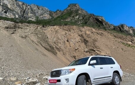 Toyota Land Cruiser 200, 2012 год, 3 400 000 рублей, 1 фотография