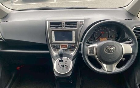 Toyota Ractis II, 2014 год, 827 000 рублей, 9 фотография