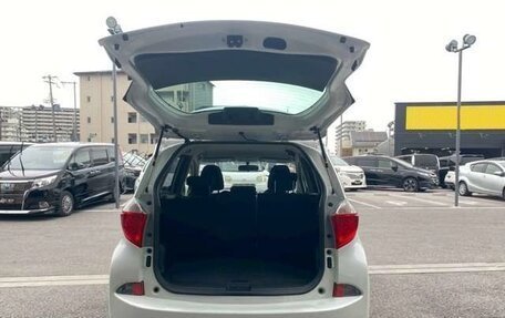 Toyota Ractis II, 2014 год, 827 000 рублей, 13 фотография
