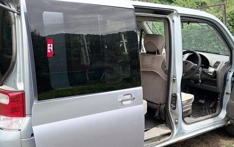 Honda Mobilio I, 2004 год, 305 000 рублей, 4 фотография