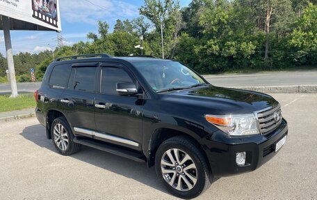 Toyota Land Cruiser 200, 2012 год, 4 499 900 рублей, 2 фотография