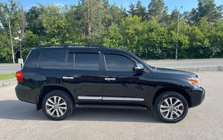 Toyota Land Cruiser 200, 2012 год, 4 499 900 рублей, 3 фотография