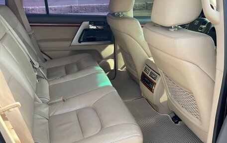 Toyota Land Cruiser 200, 2012 год, 4 499 900 рублей, 9 фотография