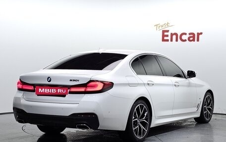 BMW 5 серия, 2022 год, 4 350 000 рублей, 4 фотография
