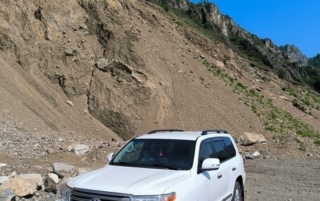 Toyota Land Cruiser 200, 2012 год, 3 400 000 рублей, 9 фотография
