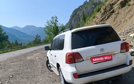 Toyota Land Cruiser 200, 2012 год, 3 400 000 рублей, 10 фотография
