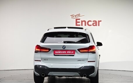 BMW X1, 2022 год, 3 150 000 рублей, 4 фотография