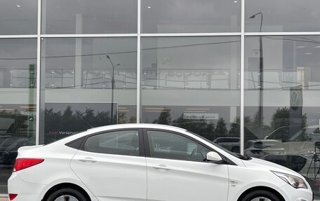 Hyundai Solaris II рестайлинг, 2016 год, 1 090 000 рублей, 4 фотография