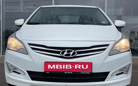 Hyundai Solaris II рестайлинг, 2016 год, 1 090 000 рублей, 2 фотография