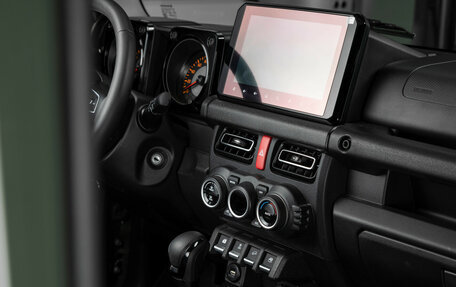 Suzuki Jimny, 2024 год, 3 800 000 рублей, 23 фотография