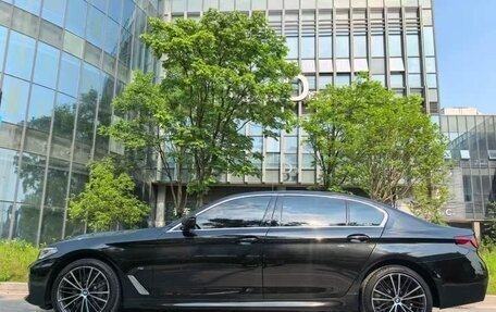 BMW 5 серия, 2022 год, 3 930 500 рублей, 3 фотография