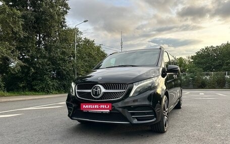 Mercedes-Benz V-Класс, 2022 год, 9 500 000 рублей, 5 фотография