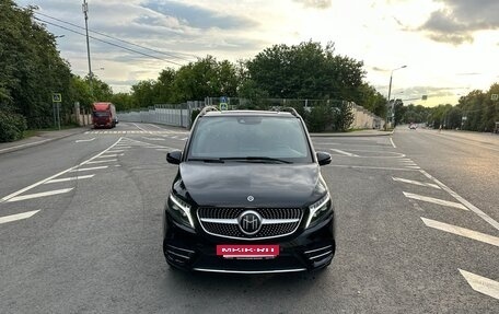 Mercedes-Benz V-Класс, 2022 год, 9 500 000 рублей, 3 фотография