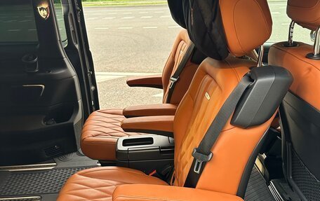 Mercedes-Benz V-Класс, 2022 год, 9 500 000 рублей, 25 фотография