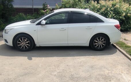 Chevrolet Cruze II, 2011 год, 623 000 рублей, 3 фотография