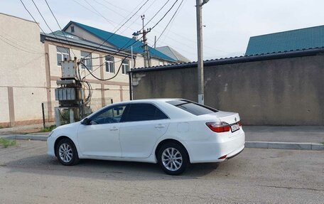 Toyota Camry, 2016 год, 1 650 000 рублей, 4 фотография