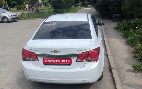 Chevrolet Cruze II, 2011 год, 623 000 рублей, 2 фотография