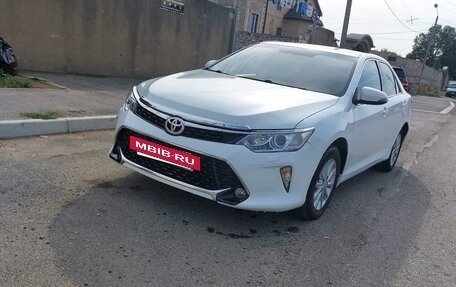 Toyota Camry, 2016 год, 1 650 000 рублей, 2 фотография