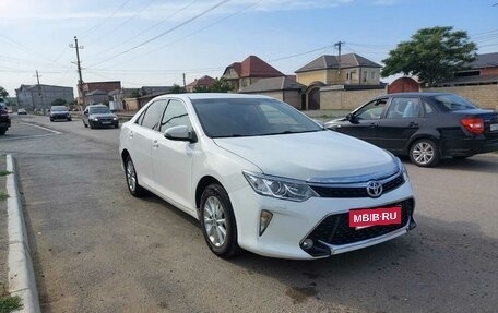 Toyota Camry, 2016 год, 1 650 000 рублей, 5 фотография