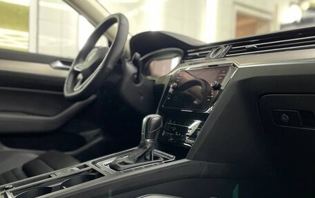 Volkswagen Passat B8 рестайлинг, 2019 год, 2 500 000 рублей, 6 фотография