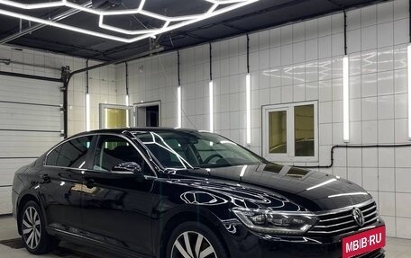 Volkswagen Passat B8 рестайлинг, 2019 год, 2 500 000 рублей, 2 фотография