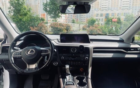 Lexus RX IV рестайлинг, 2019 год, 3 800 000 рублей, 7 фотография
