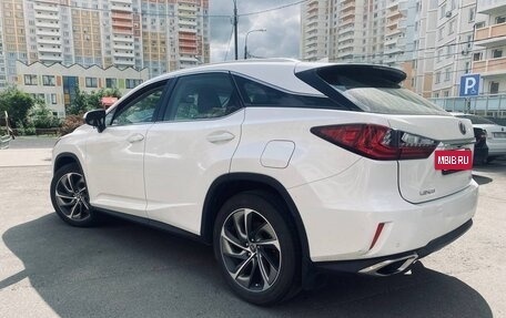 Lexus RX IV рестайлинг, 2019 год, 3 800 000 рублей, 6 фотография