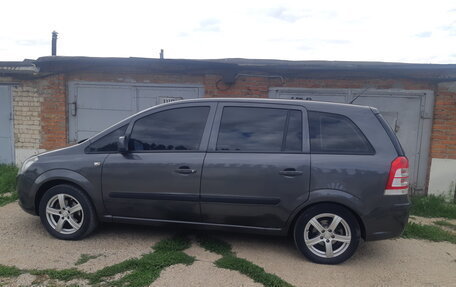 Opel Zafira B, 2011 год, 680 000 рублей, 4 фотография