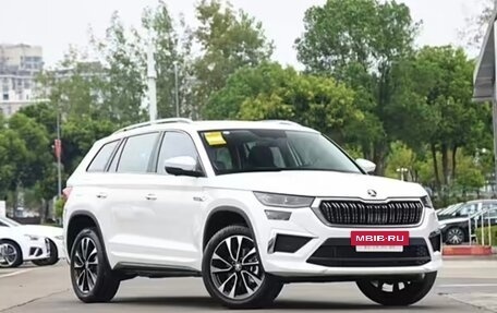 Skoda Kodiaq I, 2025 год, 3 650 000 рублей, 3 фотография