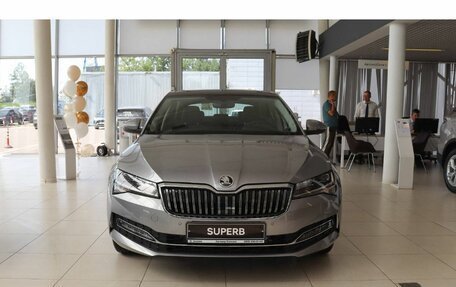 Skoda Superb III рестайлинг, 2024 год, 4 300 000 рублей, 8 фотография