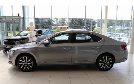 Skoda Superb III рестайлинг, 2024 год, 4 312 500 рублей, 2 фотография