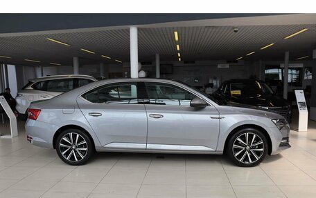 Skoda Superb III рестайлинг, 2024 год, 4 300 000 рублей, 6 фотография