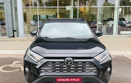 Toyota RAV4, 2020 год, 3 906 000 рублей, 2 фотография