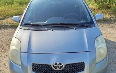 Toyota Yaris III рестайлинг, 2007 год, 500 000 рублей, 1 фотография