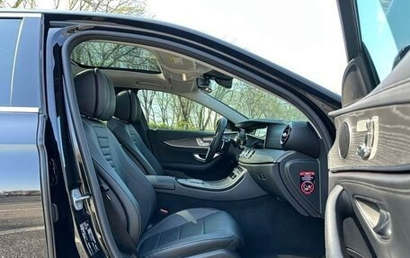 Mercedes-Benz E-Класс, 2022 год, 4 230 500 рублей, 10 фотография
