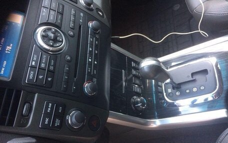 Nissan Pathfinder, 2011 год, 1 580 000 рублей, 2 фотография