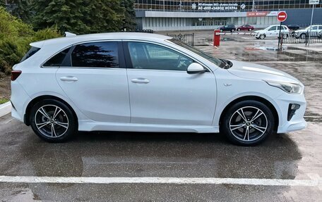 KIA cee'd III, 2018 год, 1 380 000 рублей, 2 фотография